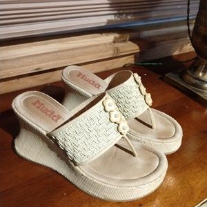 So Cute - light camel sandals, 8